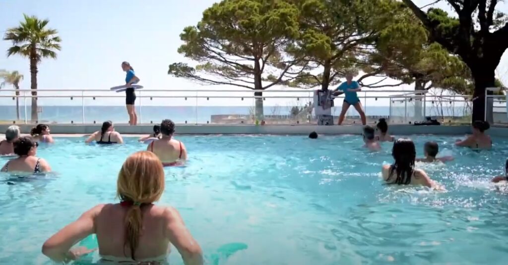 camping corse bord de mer avec piscine