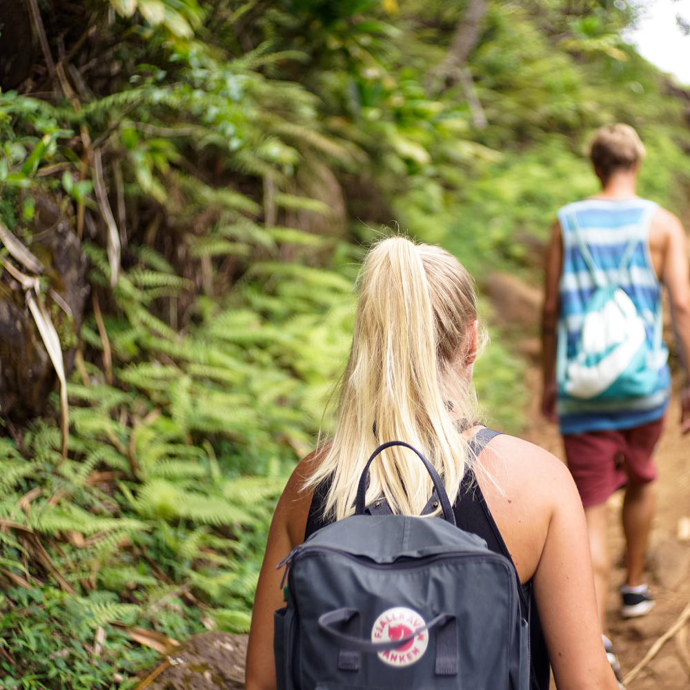 camping corse bord de mer avec activité de randonnée